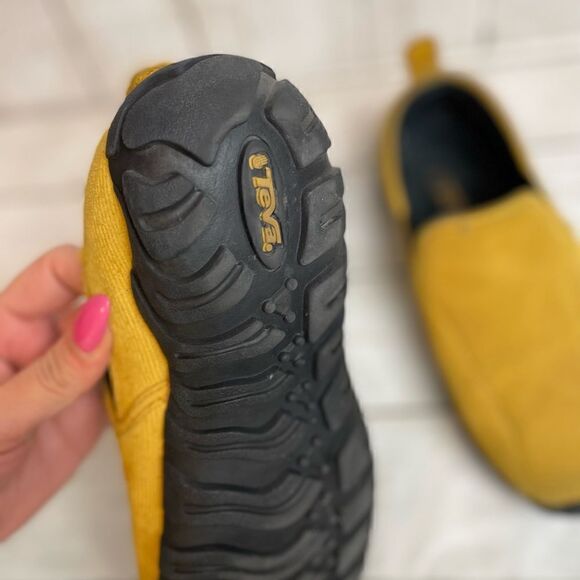 Teva Brown Soft Corduroy Men's Casual Comfort Shoes (Size US7) - Picture 8 of 11